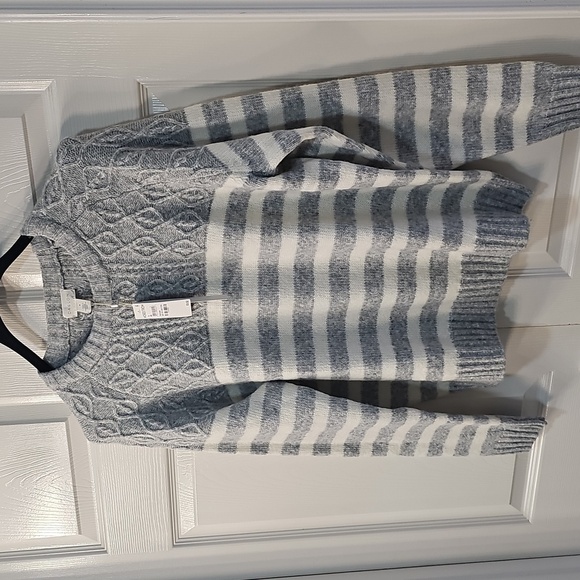 NWT Caslon Stripe Crewneck Lightweight Sweater. Heather Gray/Ivory L - Picture 11 of 11